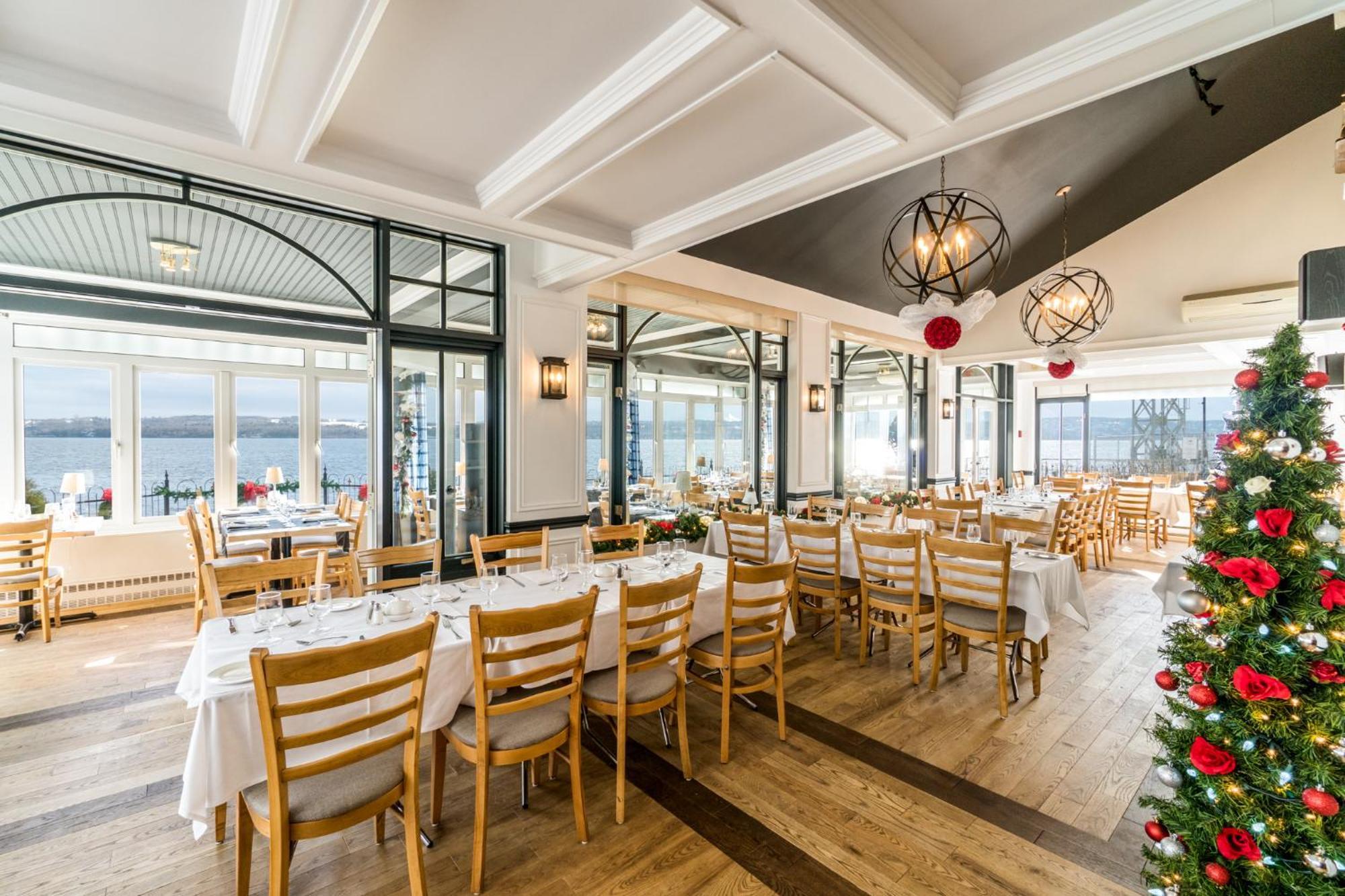 Goeliche Hotel Et Appartement Saint-Laurent-de-l'ile d'Orleans Экстерьер фото