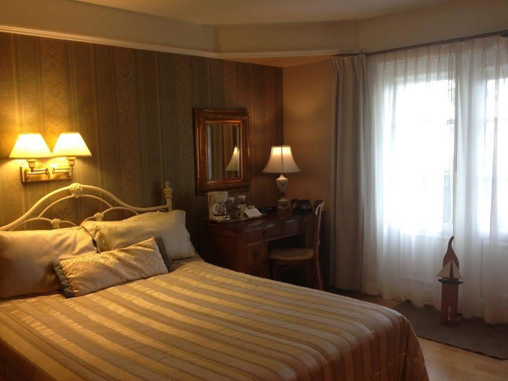 Goeliche Hotel Et Appartement Saint-Laurent-de-l'ile d'Orleans Экстерьер фото